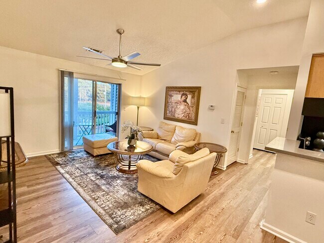 Photo - 3735 Block House Way Unidad 135