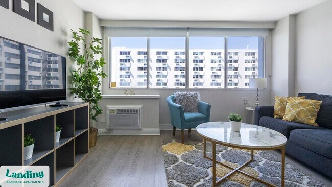305 Dr. M.L.K. Jr St S Unit 611