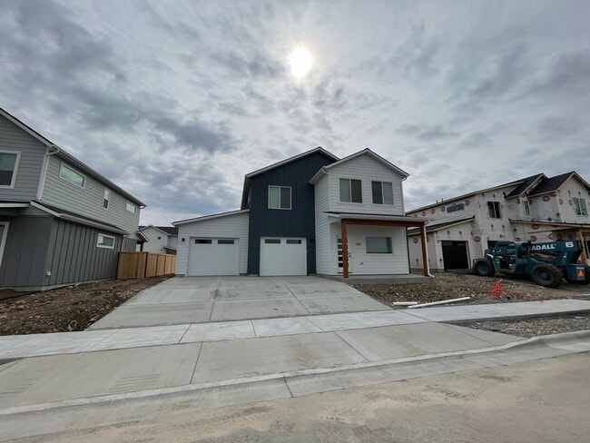 Building Photo - 513 Spaniel Ln