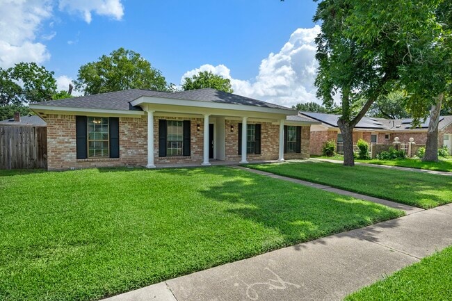 Photo - 11506 Hornbrook Dr
