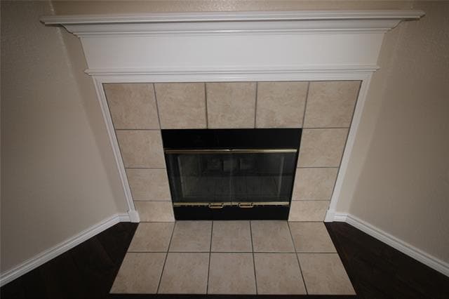 Photo - 856 McCully St