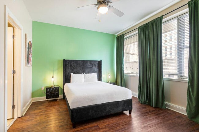 Photo - 925 Common St Unit ID1267801P