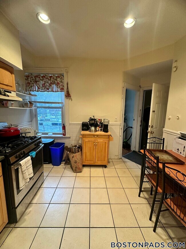 Photo - 10 Strathmore Rd Unidad 3