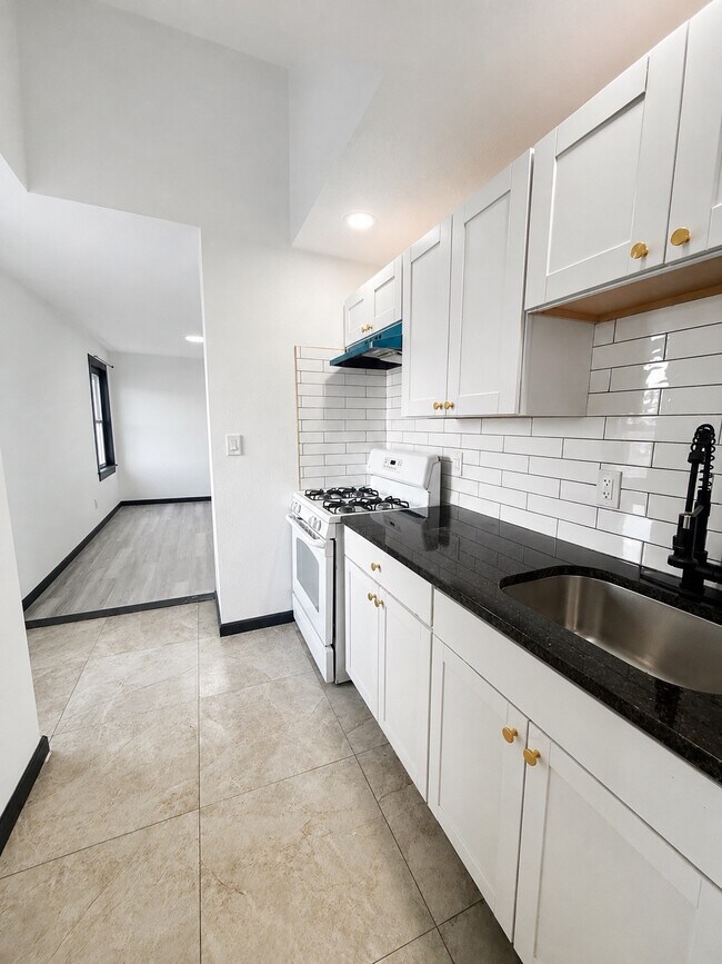 145 Washington Ave Unit 8