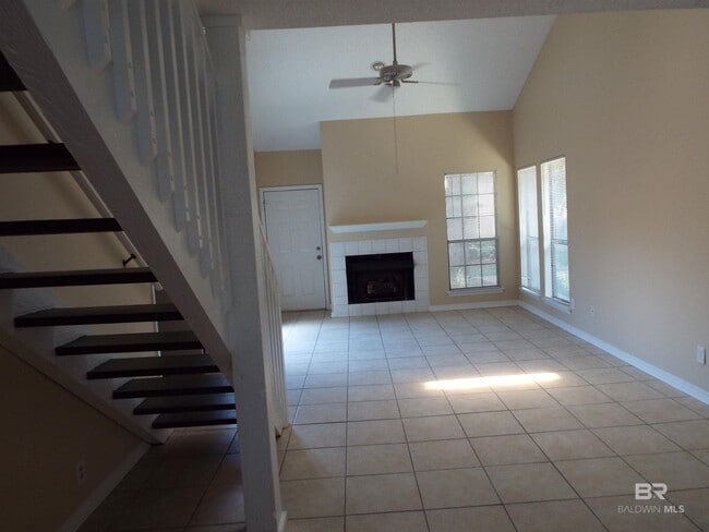 Photo - 200 Parma Dr