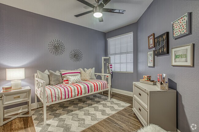 Broadmoor - 3rd Bedroom