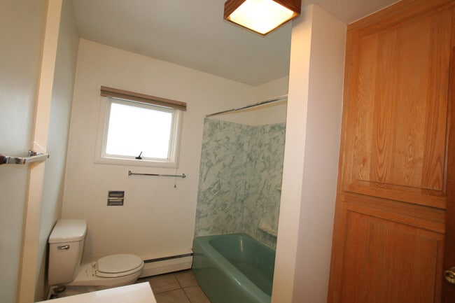 Photo - Single Family Home off Frontage Rd!