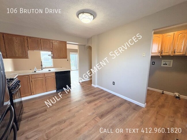 Photo - 106 Bruton Dr