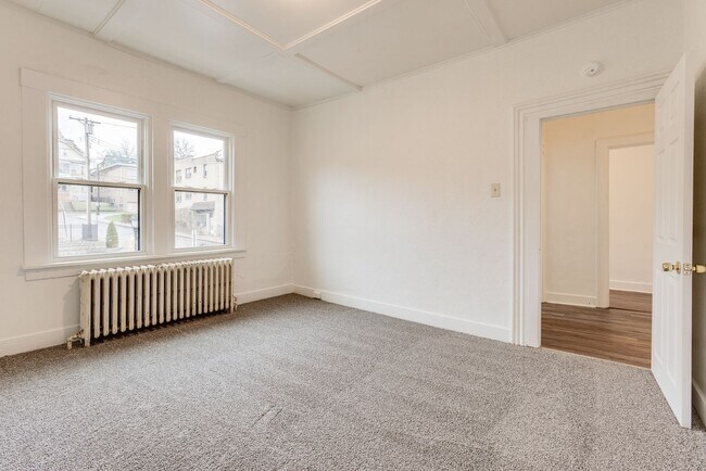 Photo - 156 Brownsville Rd Unit #1 (Top)