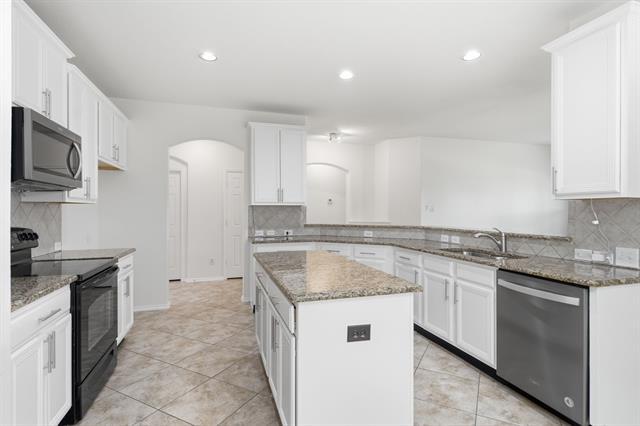 Photo - 15636 Gatehouse Dr