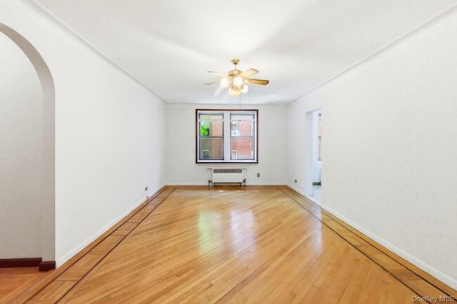 Building Photo - 1 Broad Pkwy Unit 3M