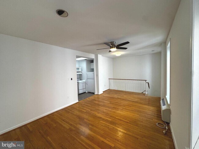 Photo - 2145 California St NW Unidad 309