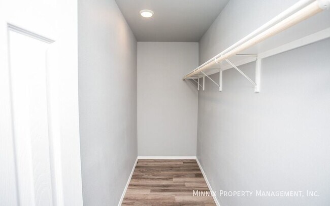 Photo - 1102 N Englewood Ave