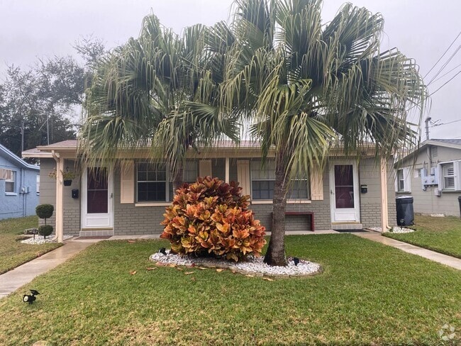 Building Photo - Waterfront Property on CANAL !!!       ***... Rental