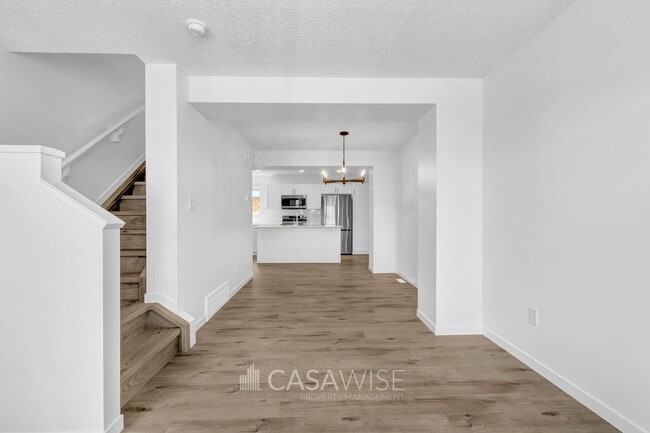 Photo - 1025-1025 Secord Promenade