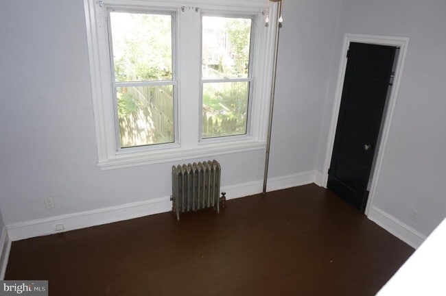 Photo - 124 Knox St