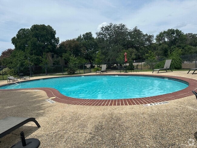 Building Photo - 11610 Vance Jackson Rd Unit 1113 Rental