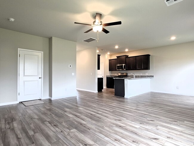 Photo - 1708 Amaranth Ln