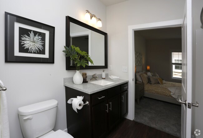 Willow Master Bathroom - Summit Living Luxury Flats