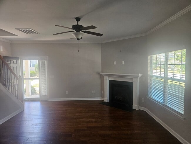 Photo - 216 Hawks Nest Cir