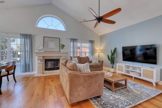 Photo - 2162 Sanibel Ct