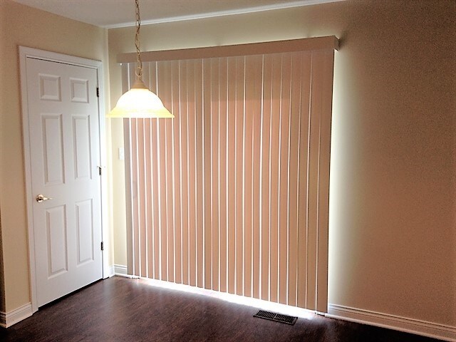 Photo - 1207 Meadowood Dr