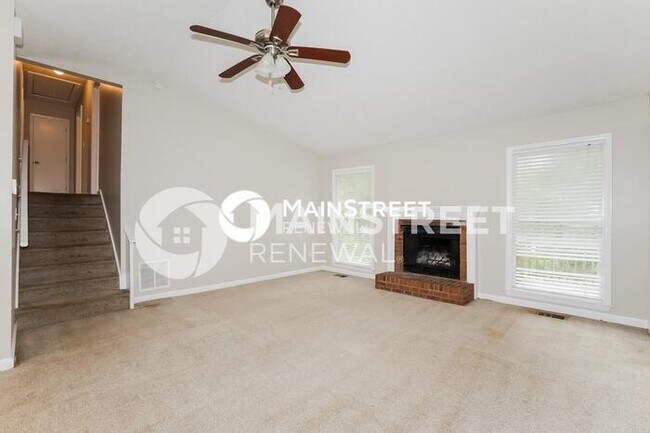3 Bedroom Pet-Friendly Home in Snellville, GA with Main Street Renewal