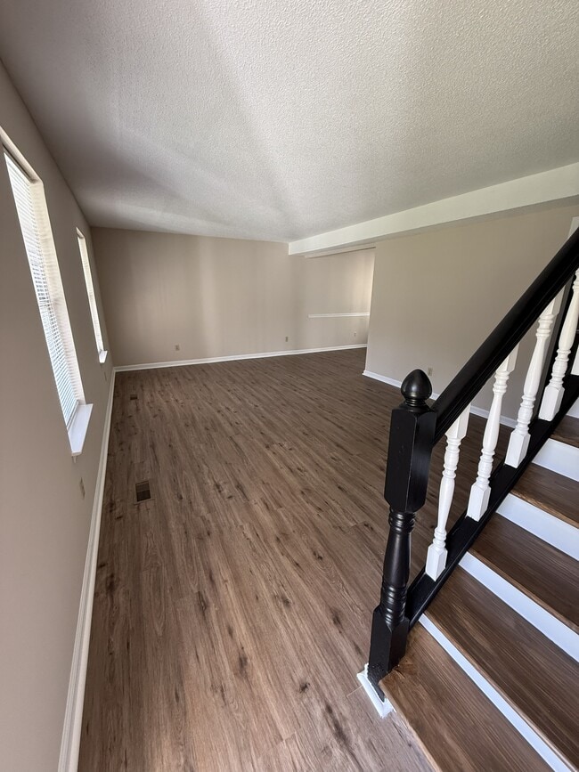Photo - 8611 Leatherwood Trl