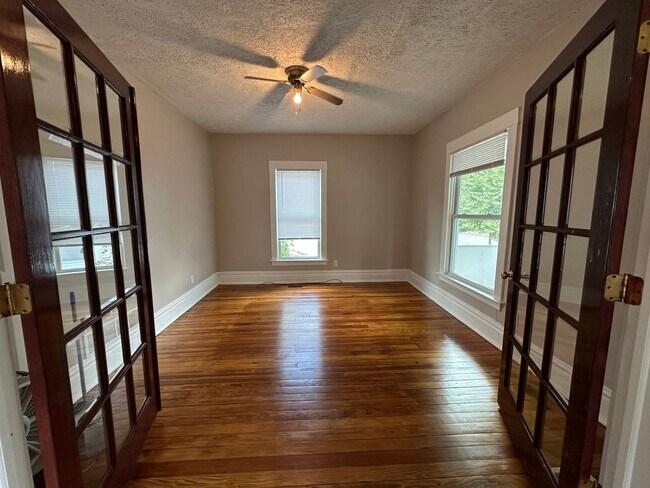 Photo - 1503 North