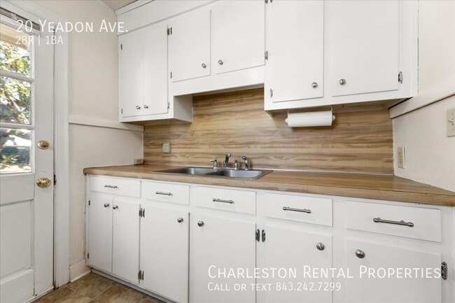 Photo - 20 Yeadon Ave