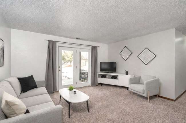 Building Photo - Thunder Ridge Apartments