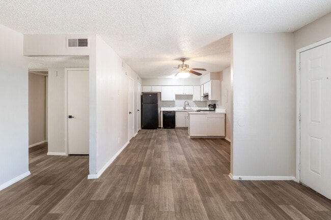 Buena Vista Apartments - Buena Vista Apartments