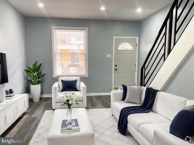 Building Photo - 655 E Wensley St Rental