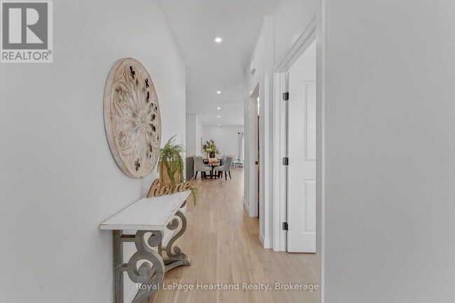 Photo - 16 Silver Crk Rd