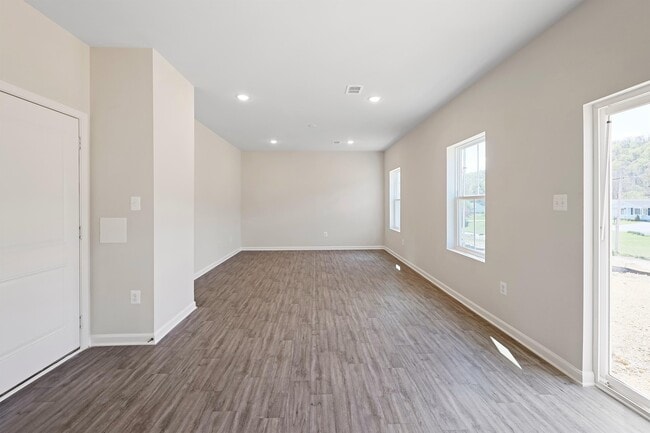 Photo - 214 Scoter Rd
