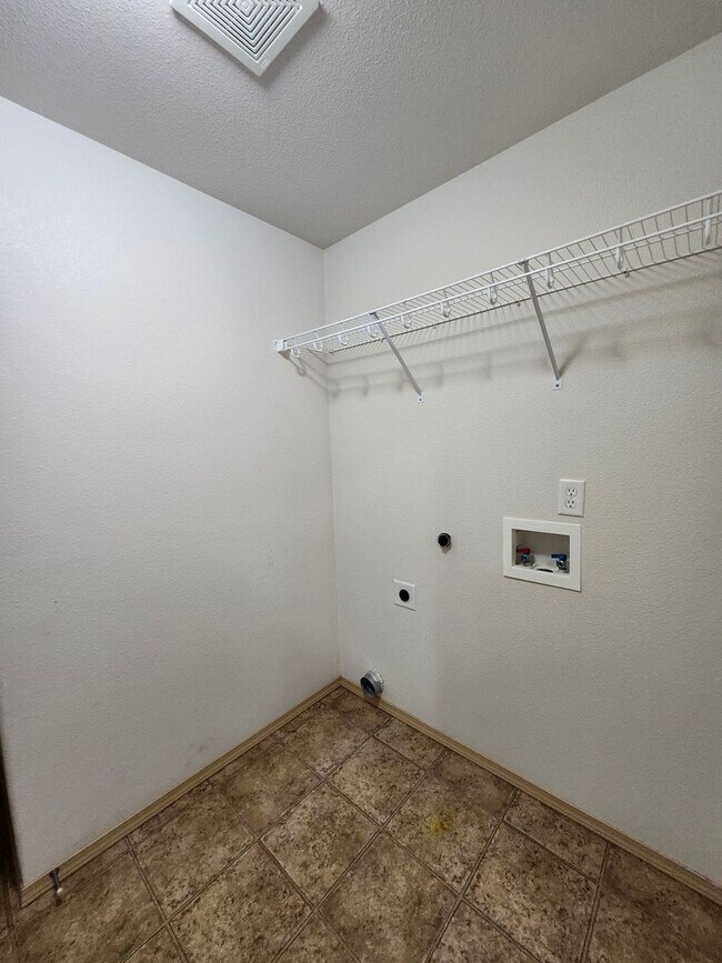 Photo - 5811 Austin Ct