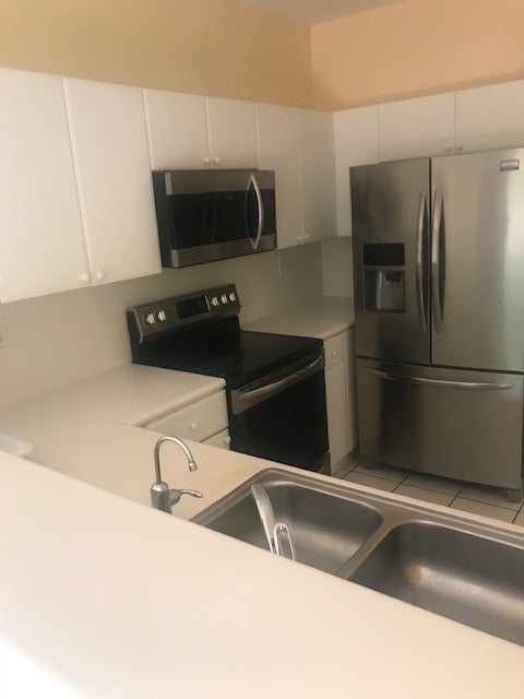 Kitchen - 1677 SE 27th Ct Unit 106