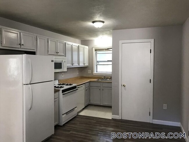 Photo - 135 Williams Ave Apartment Unit 1