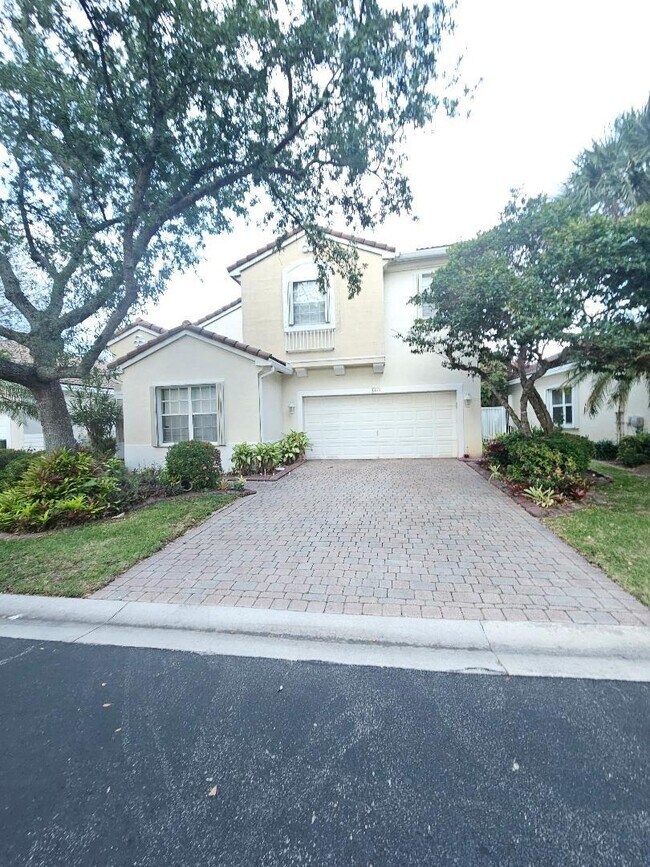 Photo - 2187 NW 74th Way House