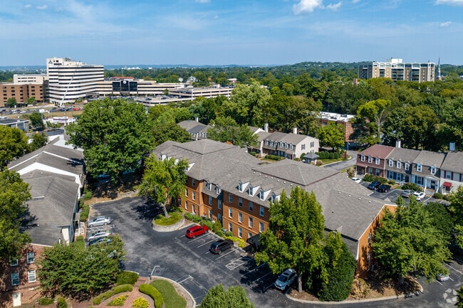 Chowning Square