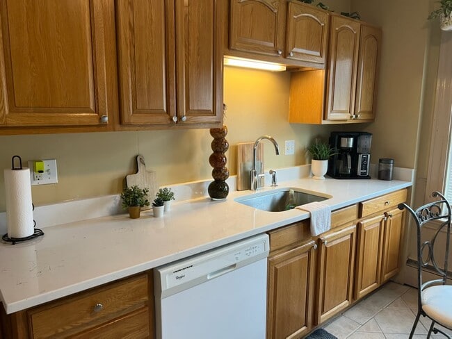 Photo - 74 Aborn St Unit 3