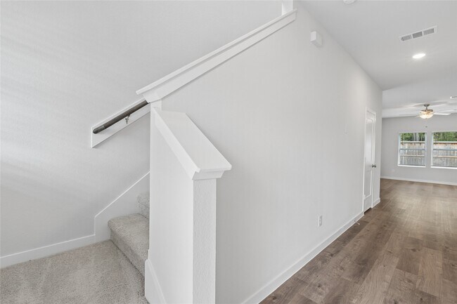 7926 Alset Dr