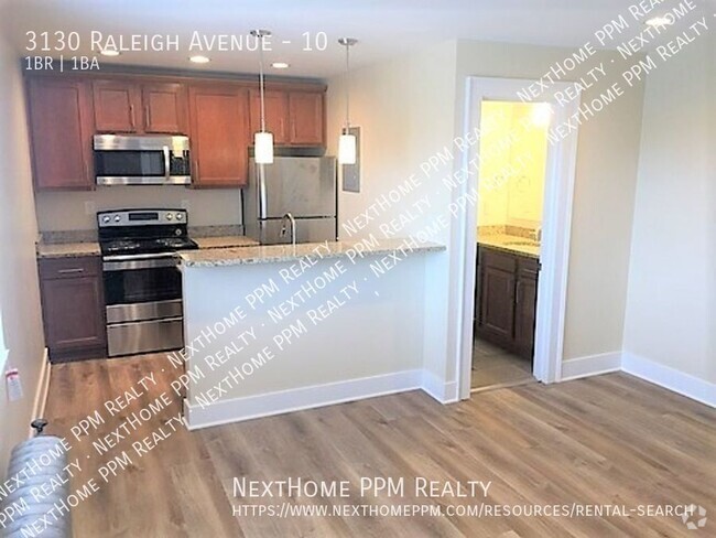 Building Photo - Updated 1 bedroom in Heart of Dormont, Nea... Unit 10 Rental