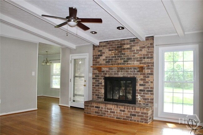 Photo - 1409 Bellview Dr