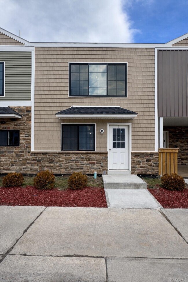 Photo - 1140 NY-52 Unit 5