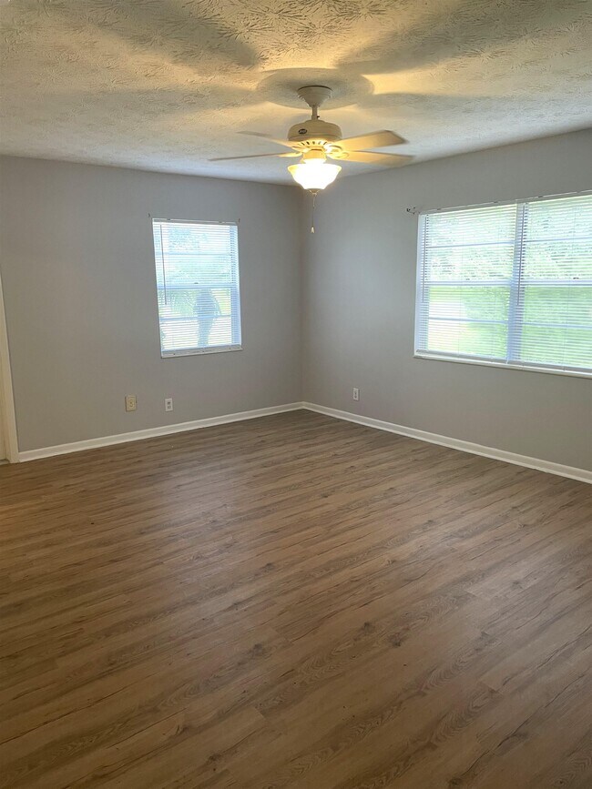 Photo - 215 Covino Ave