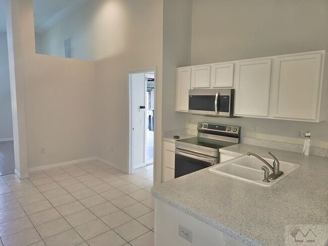 Photo - Somerset Beauty