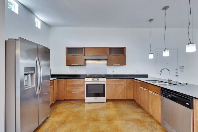 Photo - 3808 Menchaca Rd