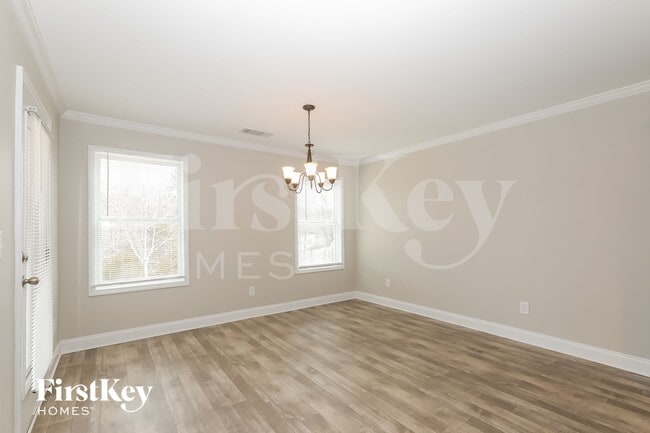Photo - 1205 Oak Springs Wy