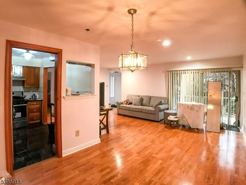 Photo - 404 N Lafayette Rd